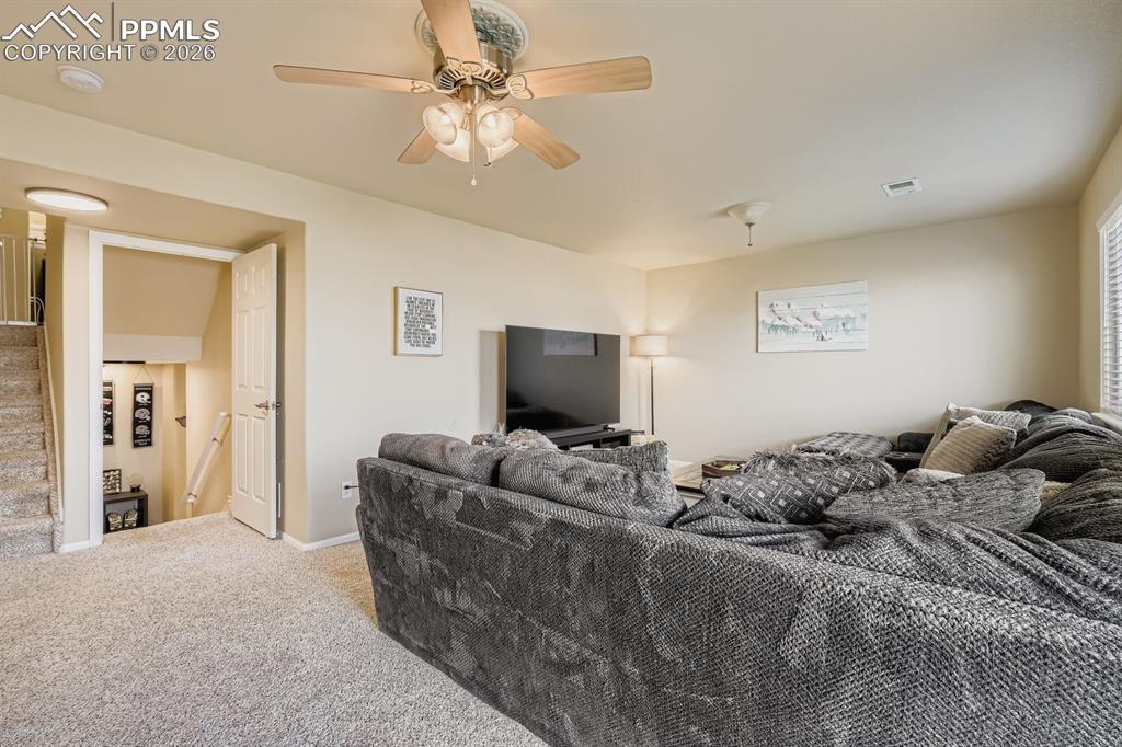 Image 19 of 30: Living Room