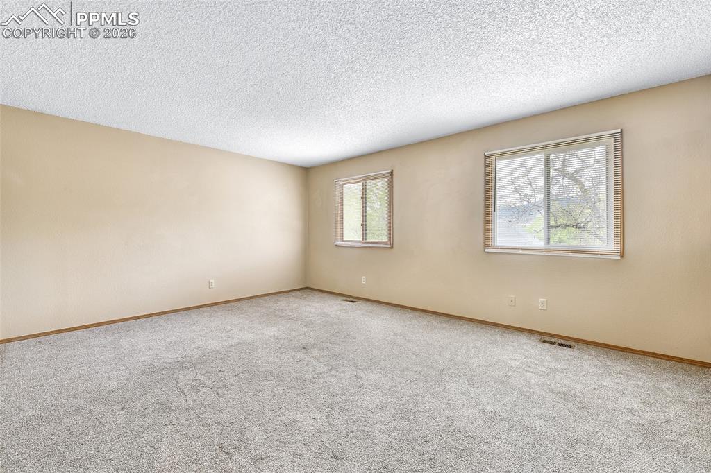 Image 11 of 22: Bedroom #1