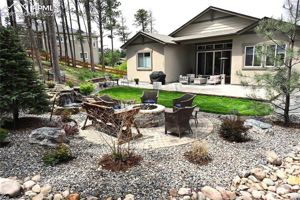 Image 37 of 48: tranquil back yard