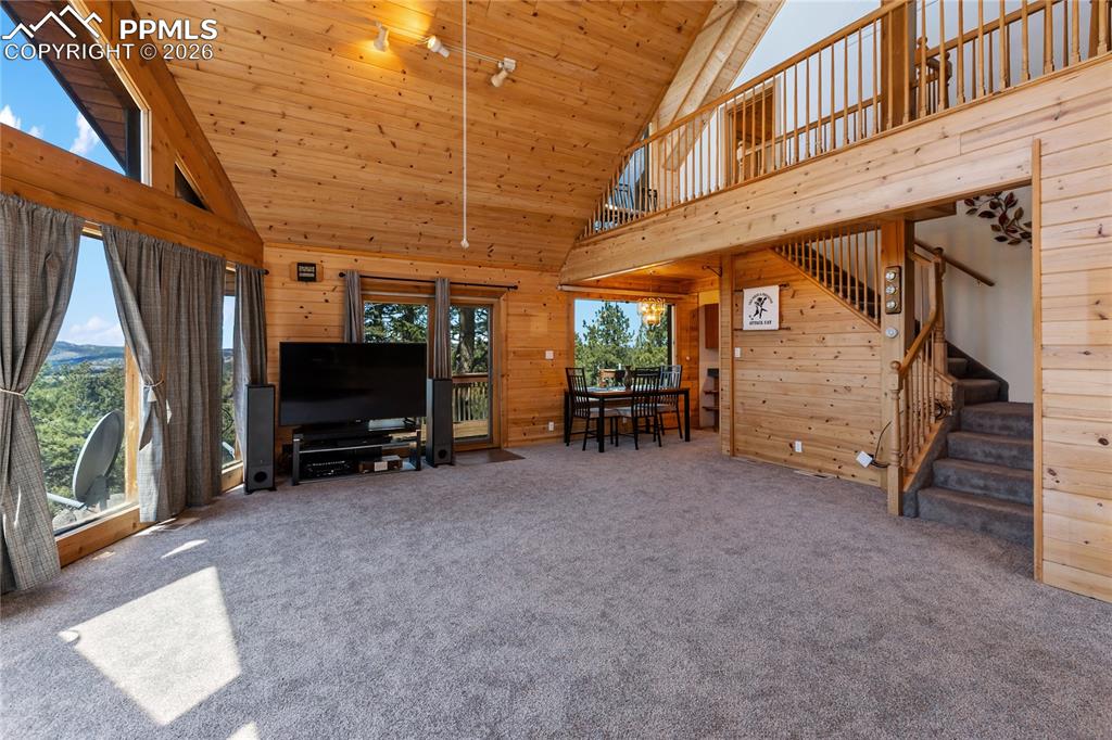 Image 13 of 45: Living Room