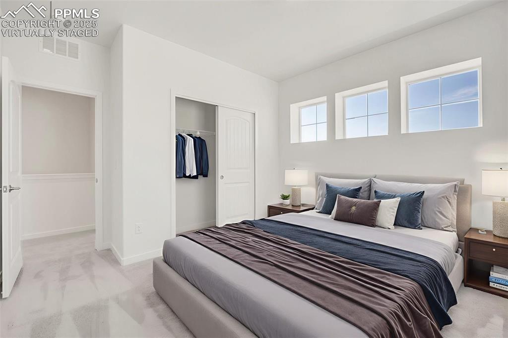 Image 21 of 35: Virtually Staged