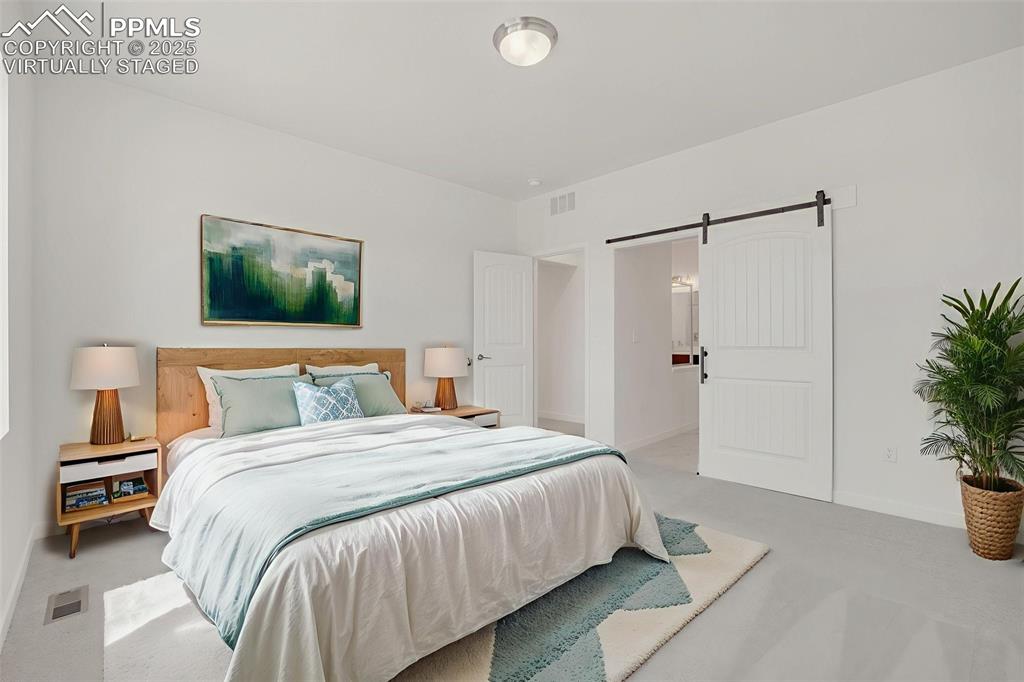 Image 31 of 35: Virtually Staged 