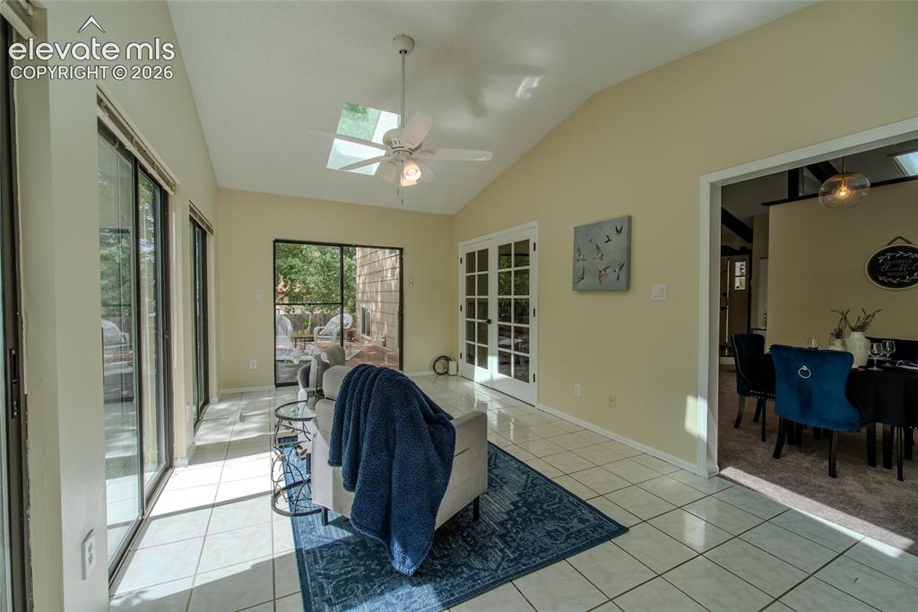 Image 18 of 49: Sun Room