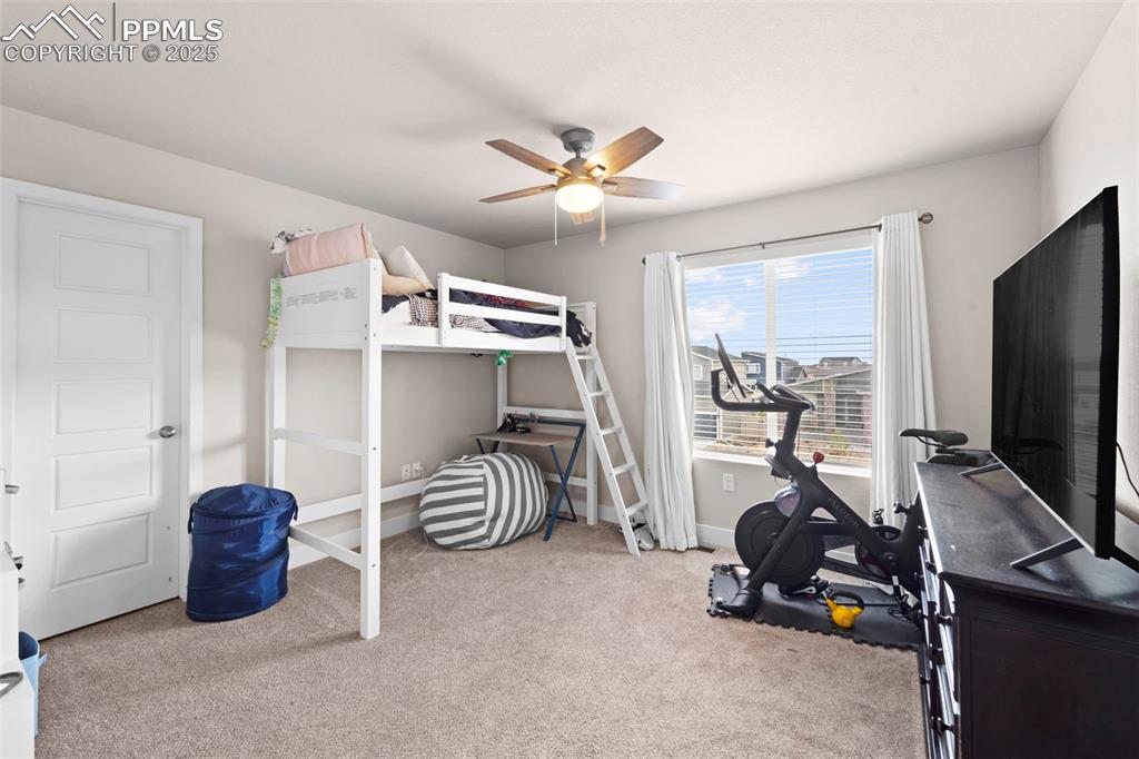 Image 5 of 28: Bedroom