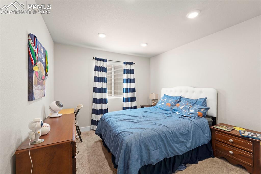 Image 6 of 28: Bedroom