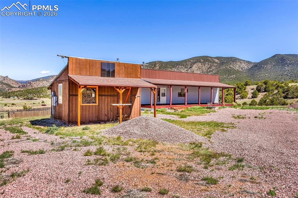 Image 20 of 43: Front of Structure