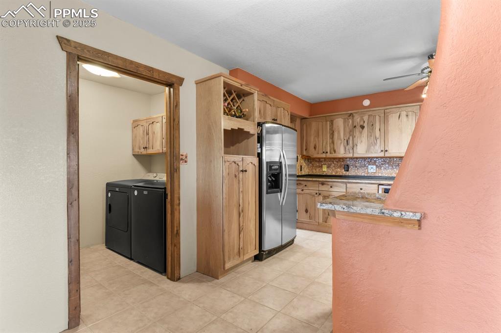 Image 9 of 48: Kitchen