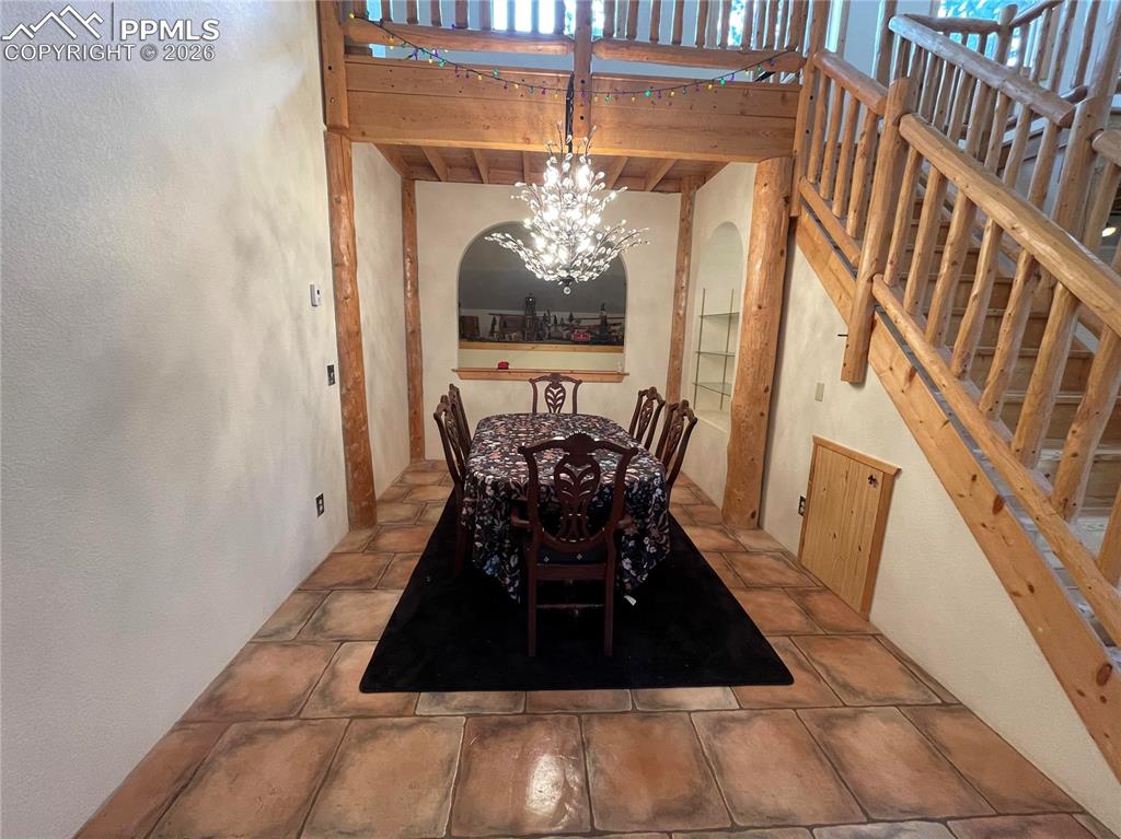 Image 10 of 42: Dining Area