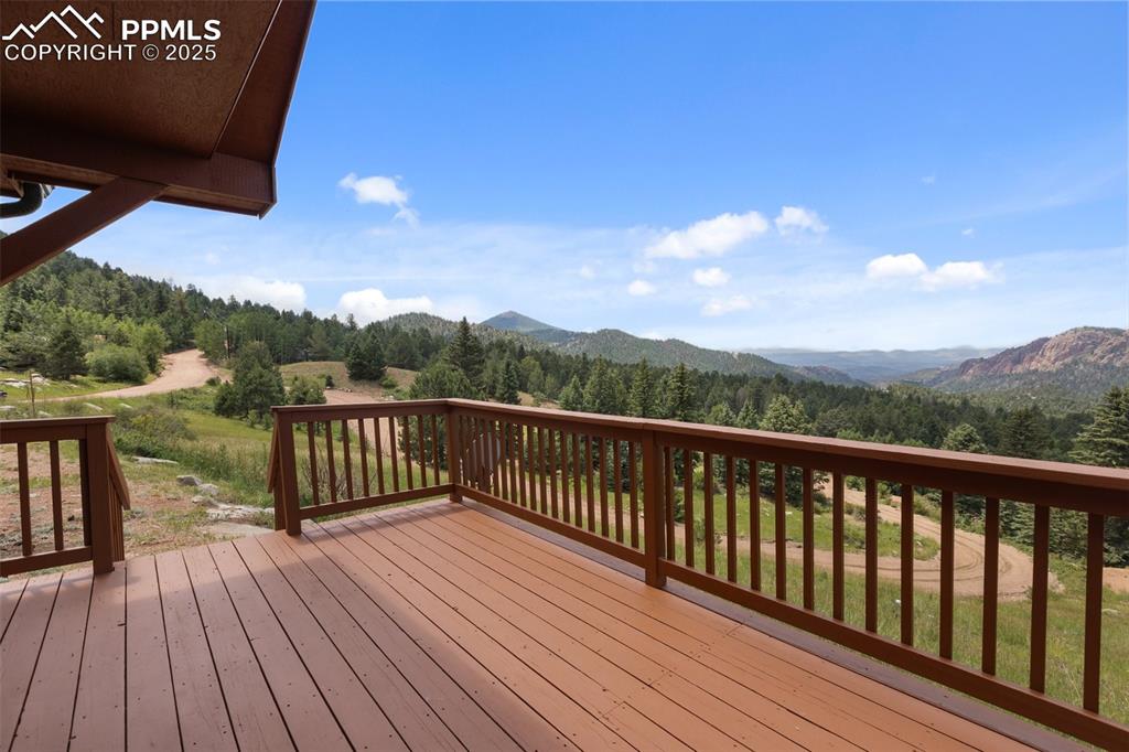 Image 3 of 44: Deck