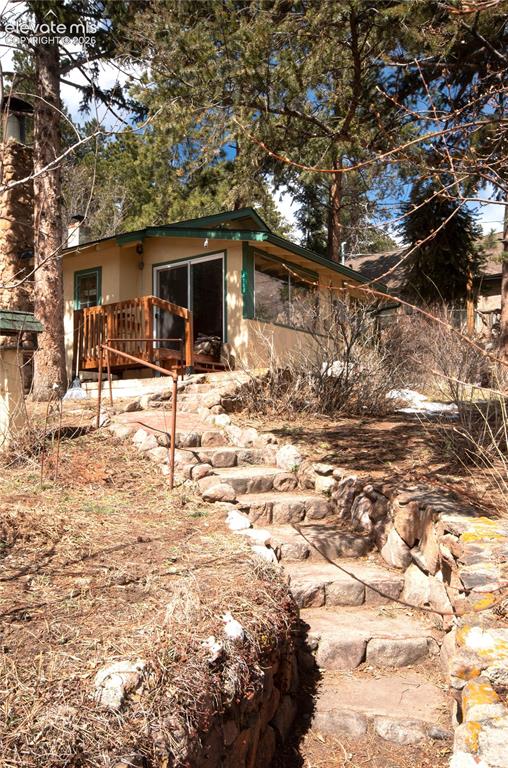 Image 6 of 27: Front