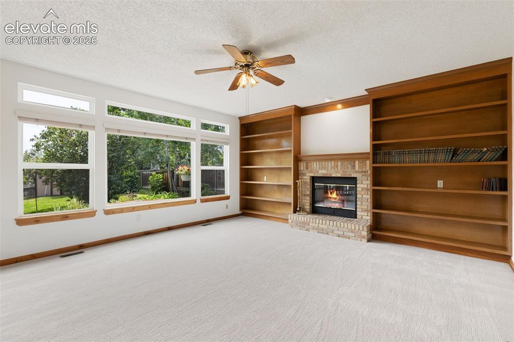 Image 15 of 47: Living Room