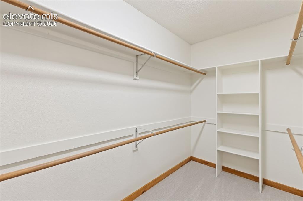 Image 22 of 47: Closet