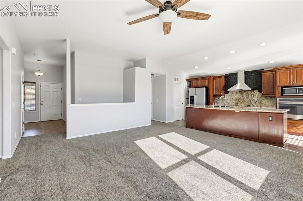 Image 2 of 27: Kitchen