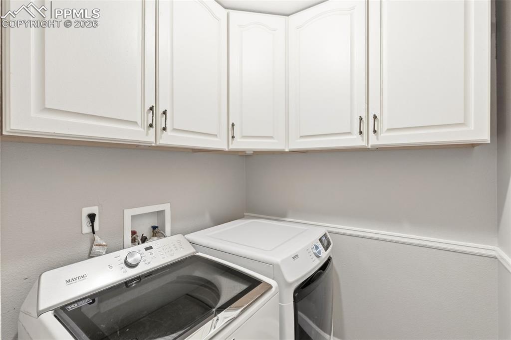 Image 21 of 35: Laundry