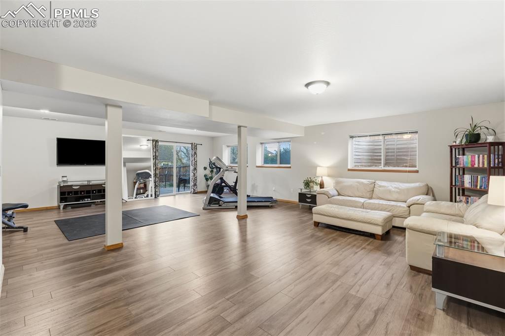 Image 27 of 35: Exercise Room