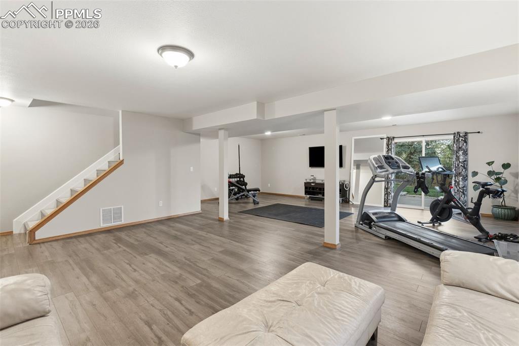 Image 28 of 35: Exercise Room