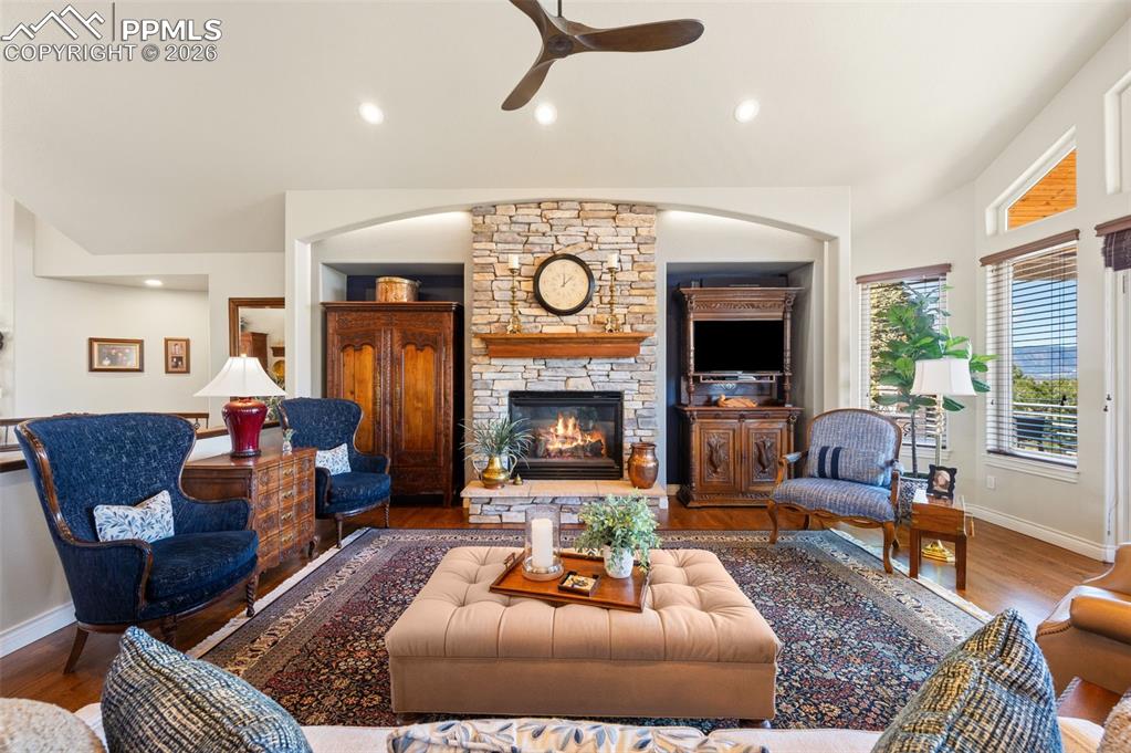 Image 8 of 50: No Description Available