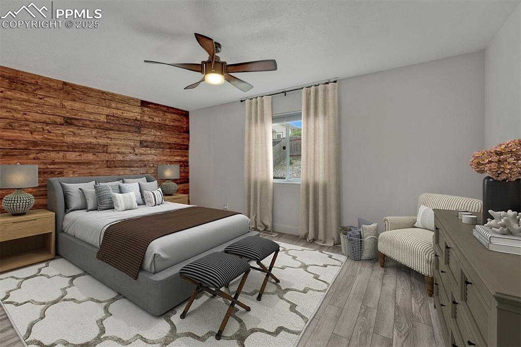 Image 16 of 40: Bedroom
