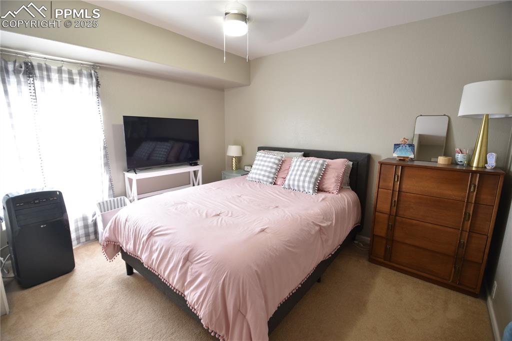 Image 12 of 21: Bedroom