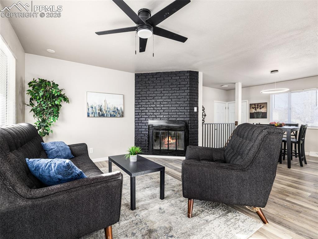 Image 2 of 18: Living Room