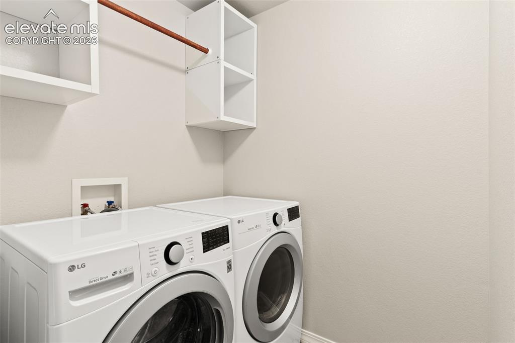 Image 14 of 29: Laundry