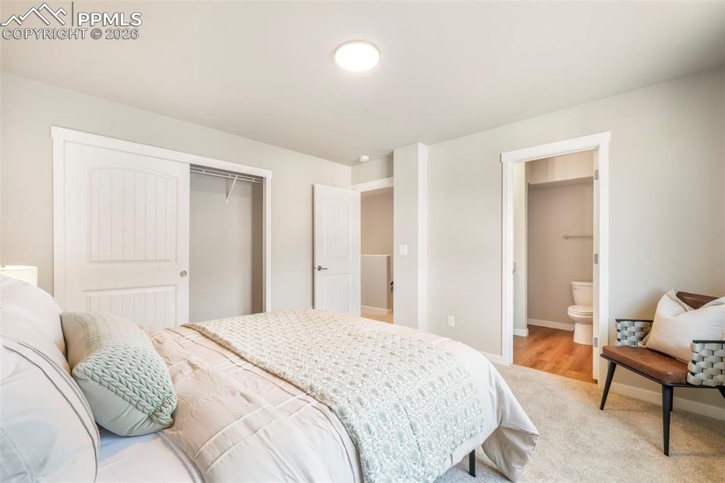 Image 19 of 50: Dining Area