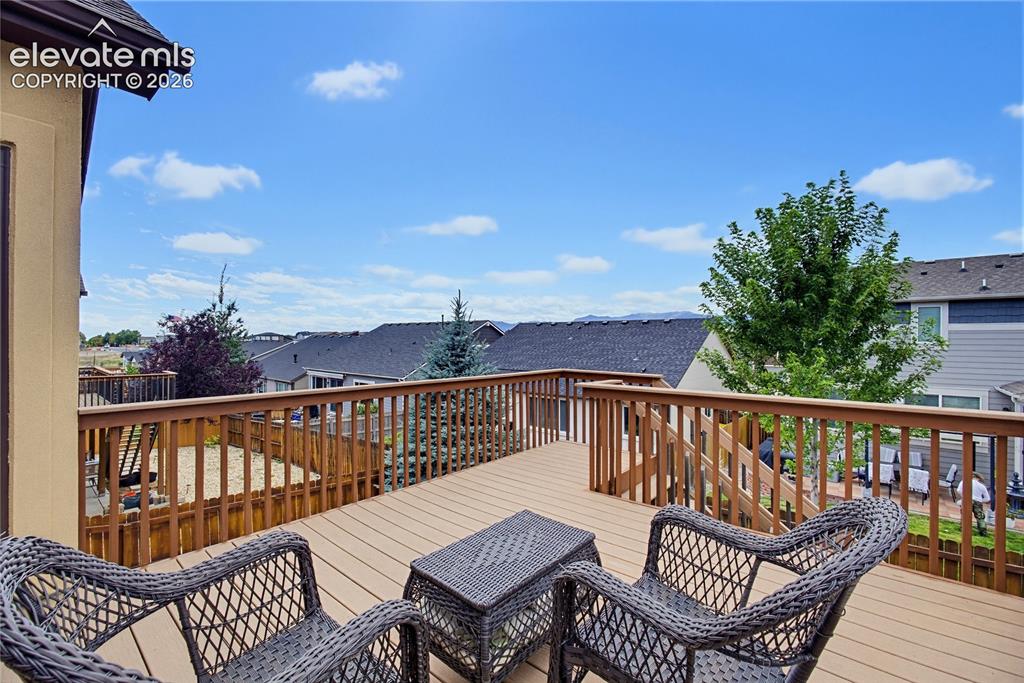 Image 13 of 38: Deck