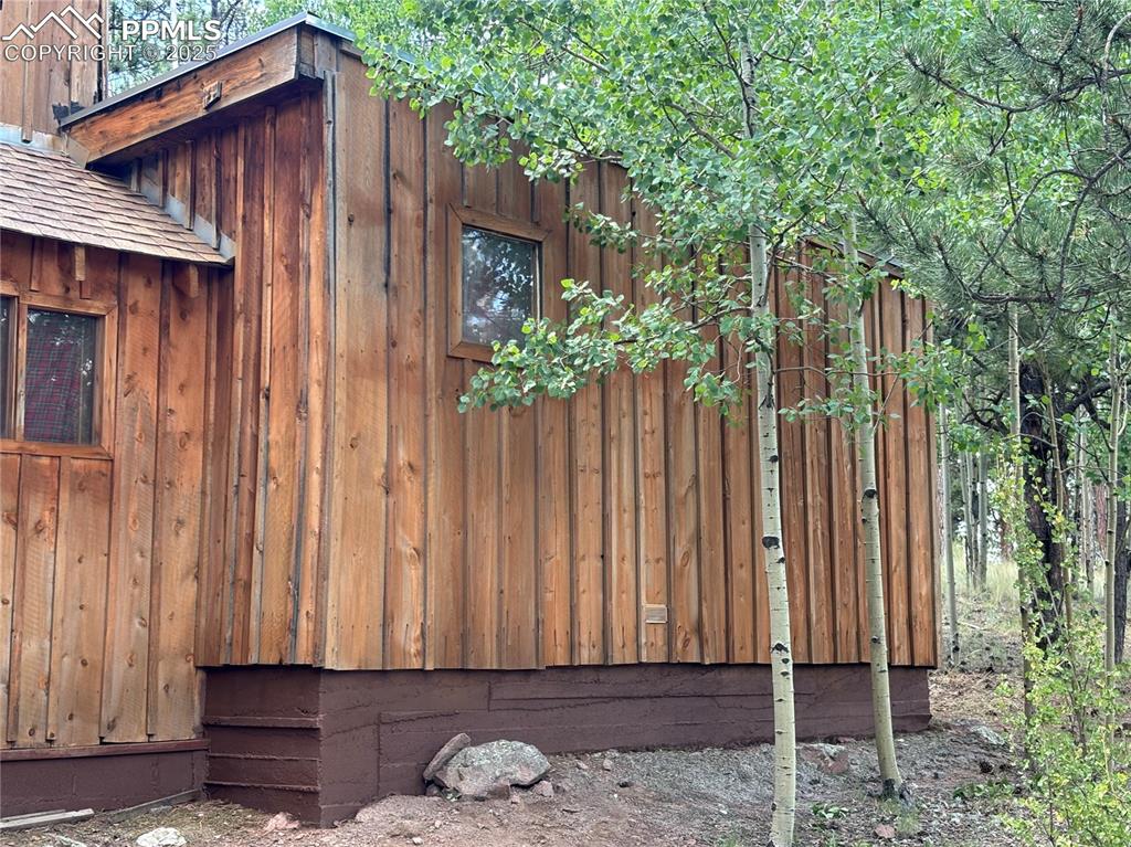 Image 4 of 40: View of gate