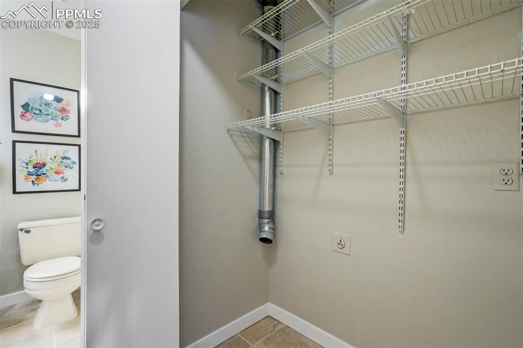 Image 17 of 22: Laundry