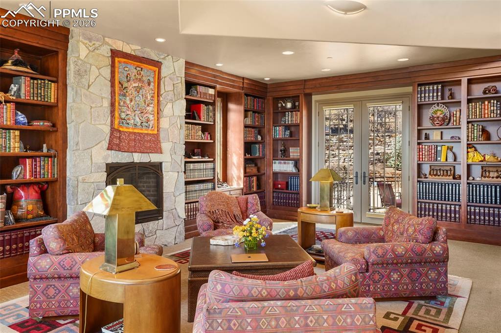 Image 18 of 50: Library