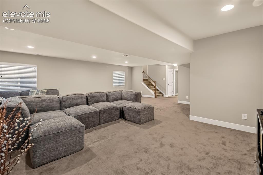 Image 15 of 40: Living Room