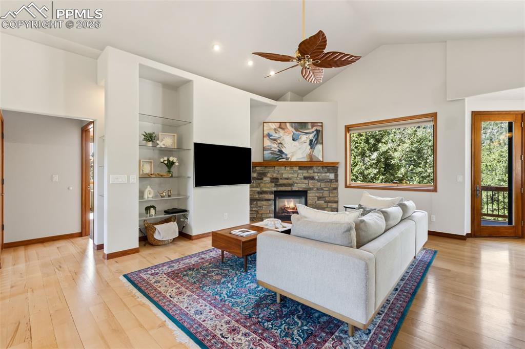 Image 11 of 43: Living Room