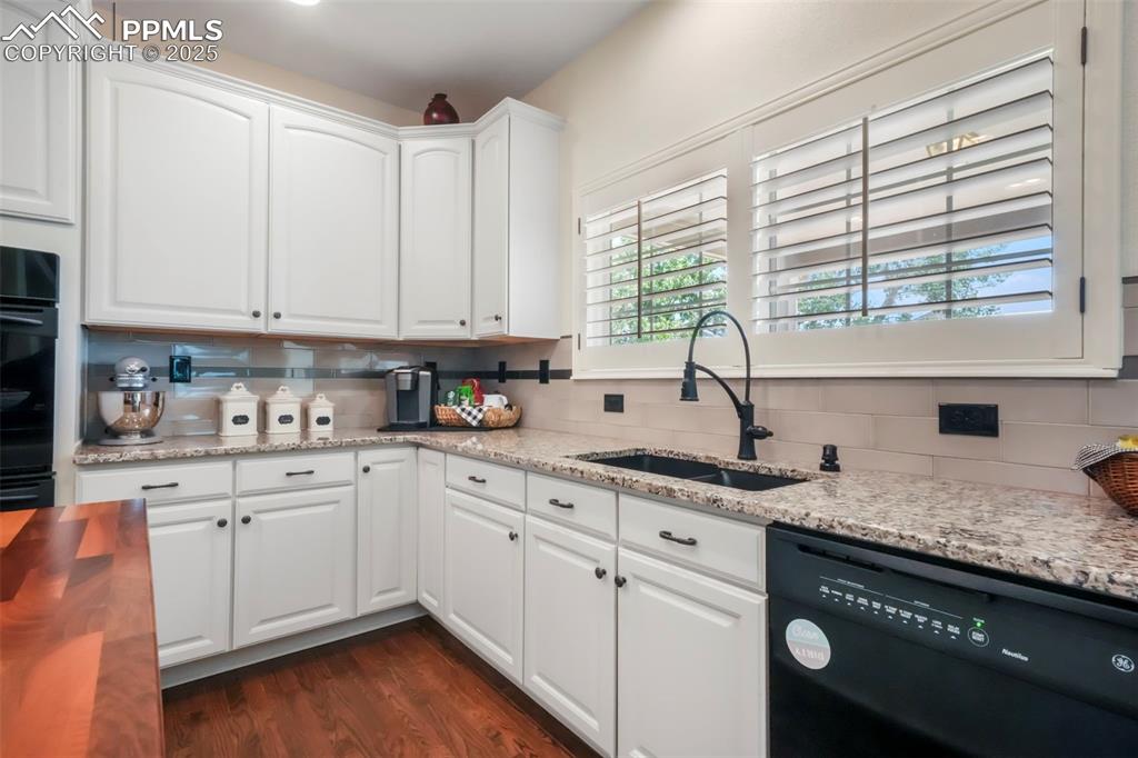 Image 6 of 50: NEW Backsplash
