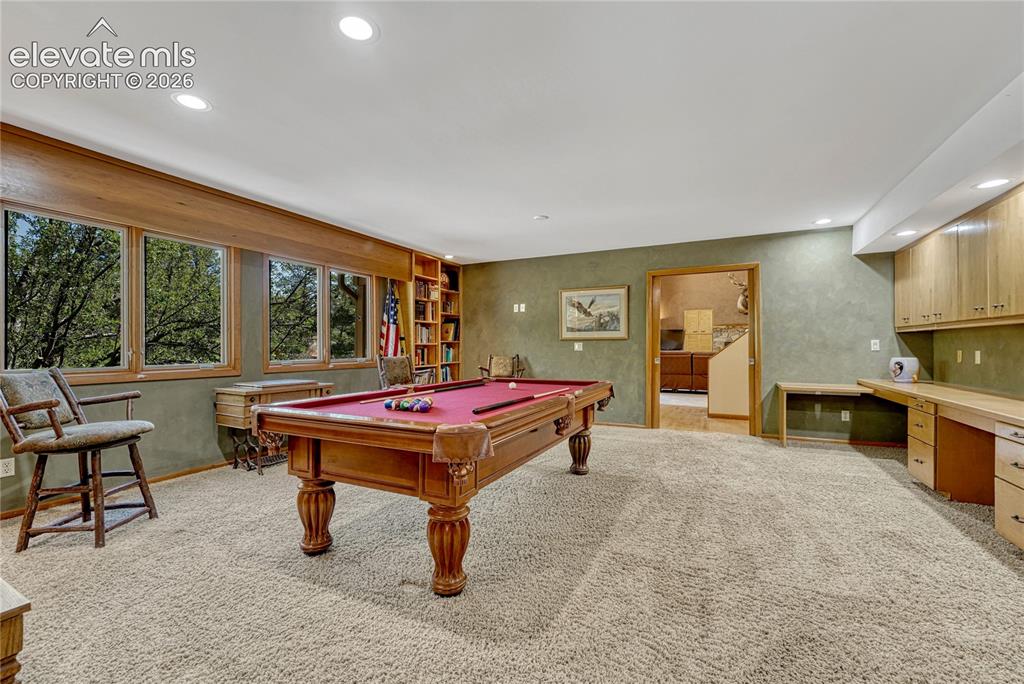 Image 7 of 50: Great Room