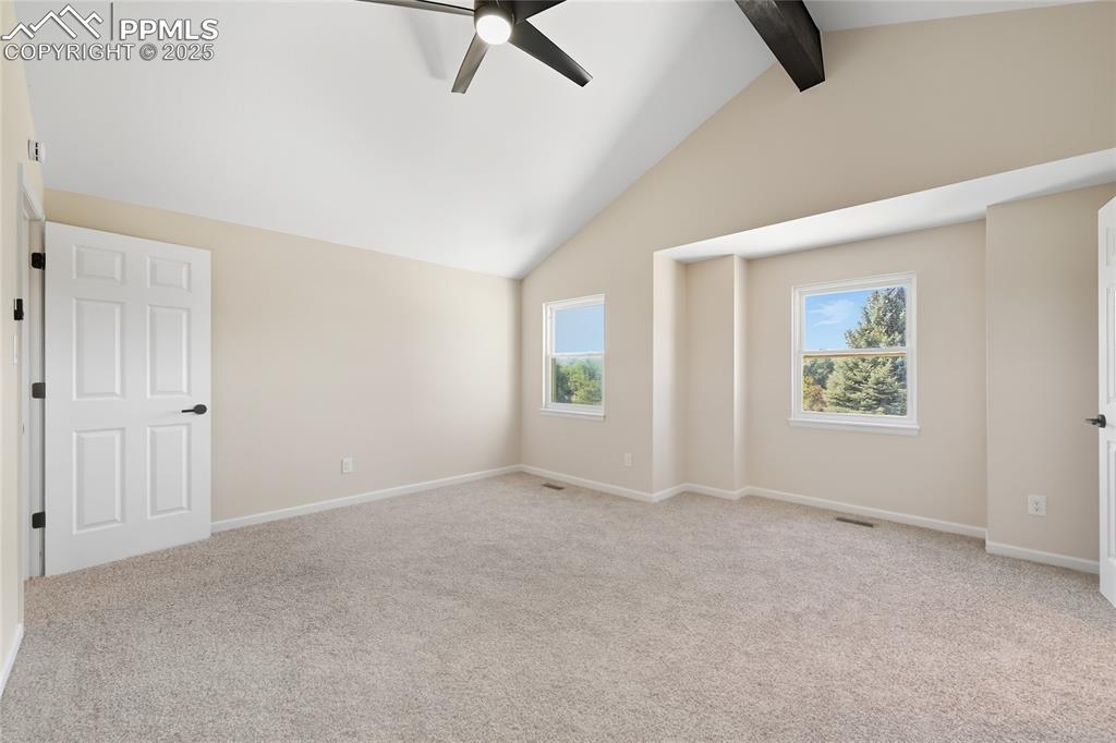 Image 39 of 49: Bedroom