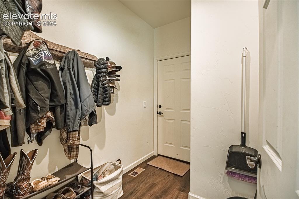 Image 11 of 46: Mud Room