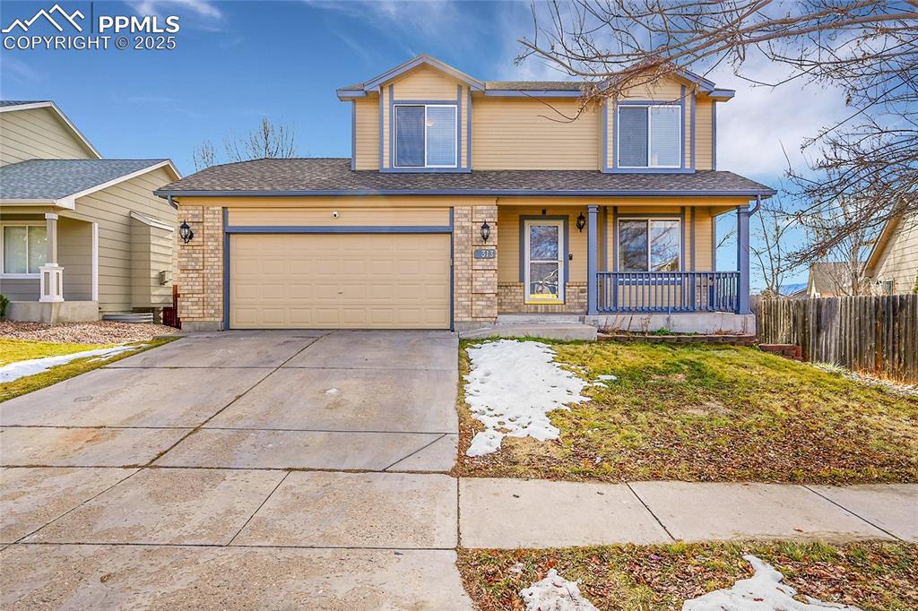 Image 2 of 39: Front of home