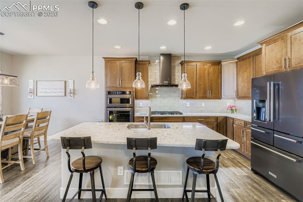 Image 16 of 48: Kitchen