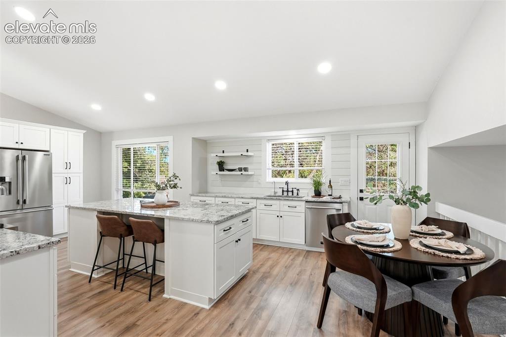 Image 8 of 34: Kitchen