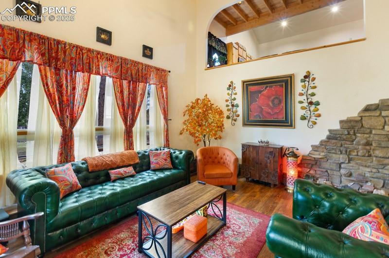 Image 12 of 29: Living Room