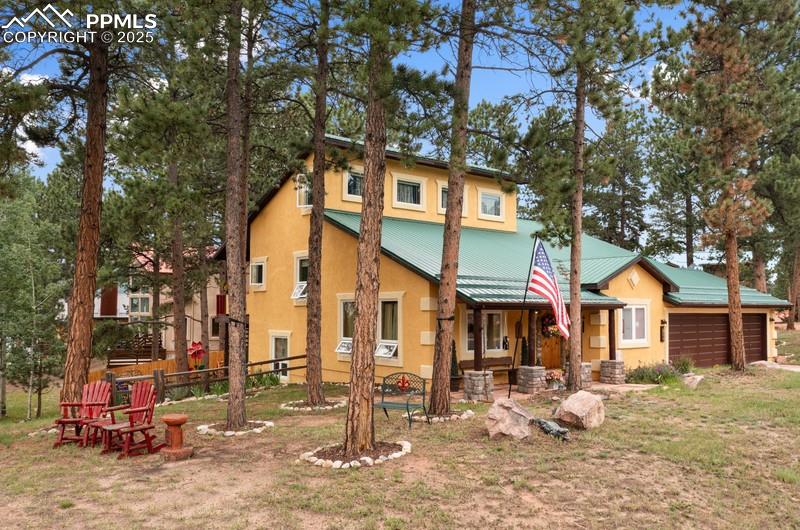 Image 4 of 29: Back of Structure