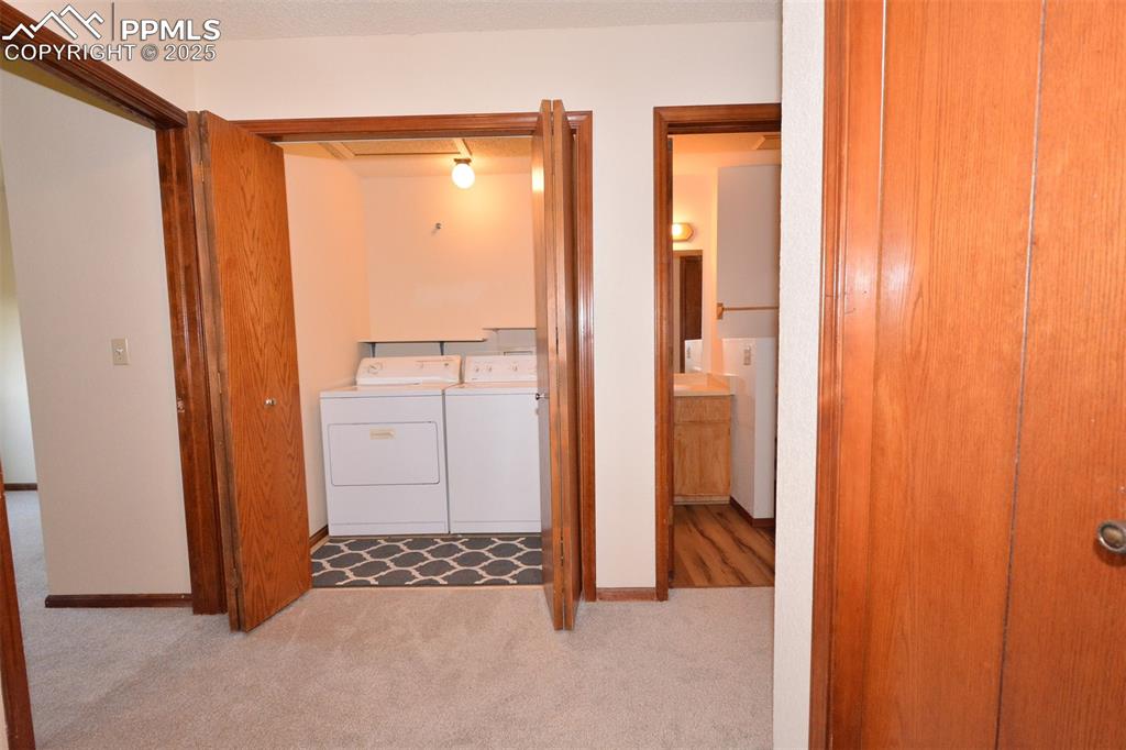 Image 11 of 20: Laundry on upper level