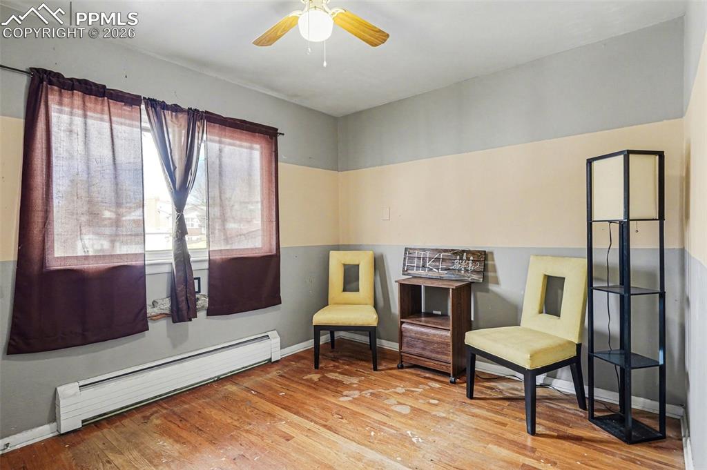 Image 13 of 22: Sitting Room