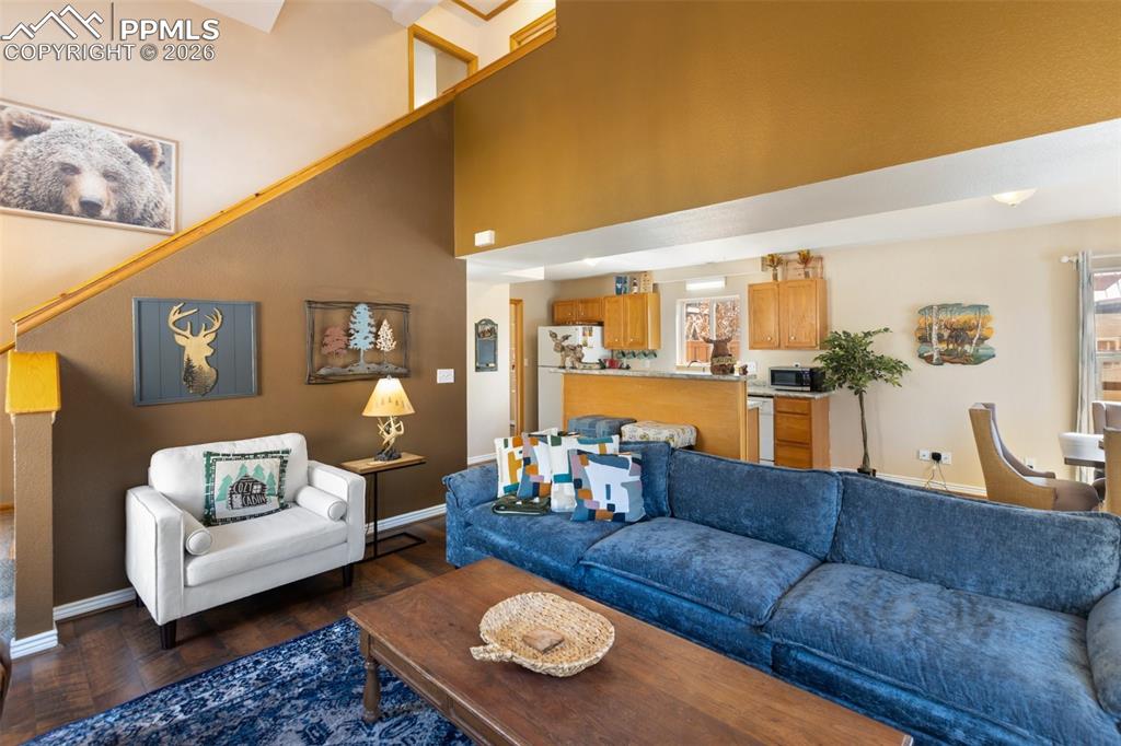 Image 15 of 49: Living Room