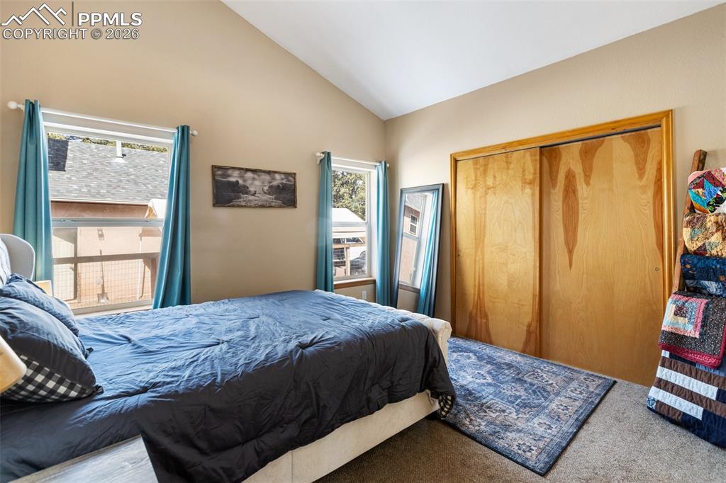 Image 31 of 49: Bedroom