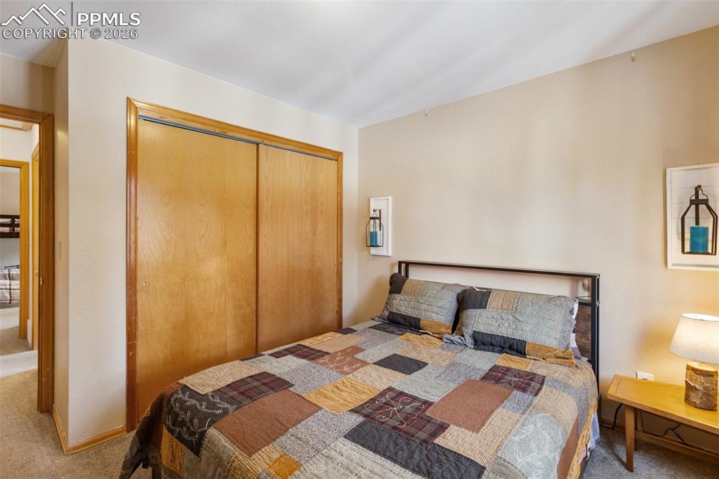 Image 35 of 49: Bedroom