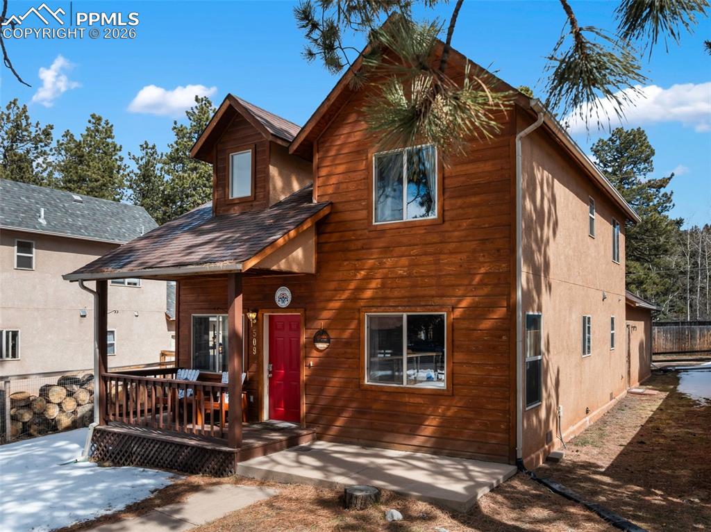 Image 4 of 49: Front of Structure