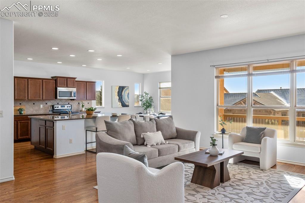 Image 2 of 36: Living Room