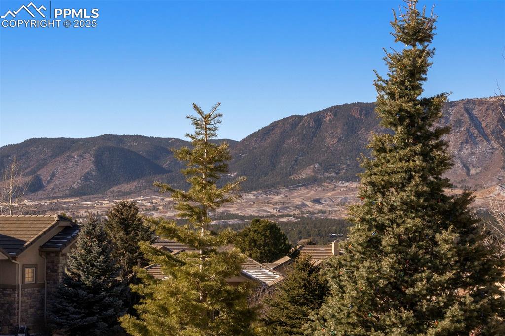 Image 26 of 36: View