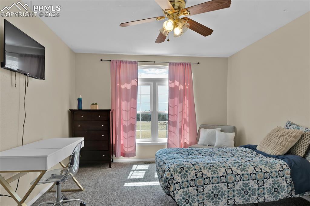 Image 30 of 48: Bedroom